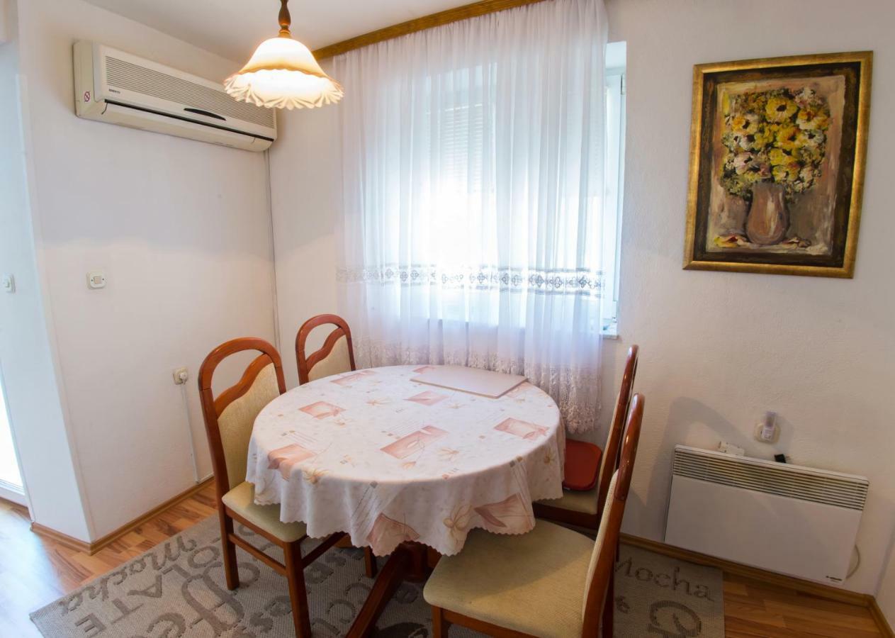 Next To The Old Bridge Apartments Μόσταρ Εξωτερικό φωτογραφία