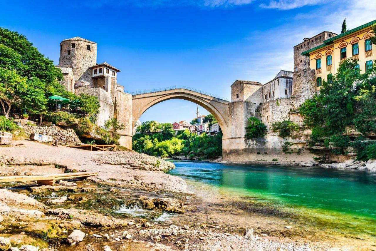 Next To The Old Bridge Apartments Μόσταρ Εξωτερικό φωτογραφία