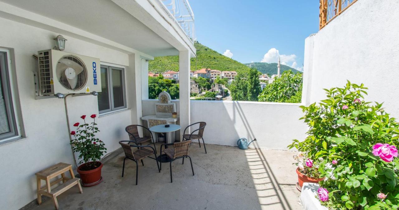 Next To The Old Bridge Apartments Μόσταρ Εξωτερικό φωτογραφία
